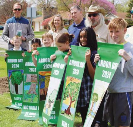 Perrysburg celebrates Arbor Day with tree plantings, banner contest