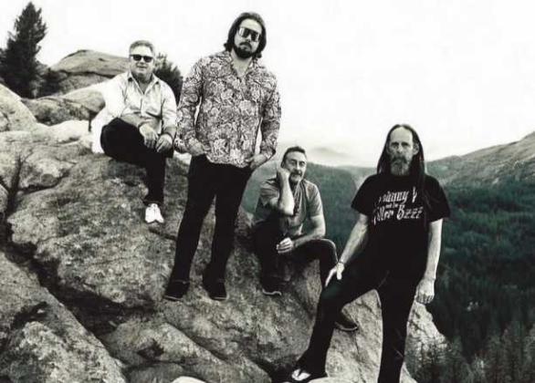 Chris and the Mums will bring a blend of classic rock, blues, folk favorites and original songs to Music at the Market.