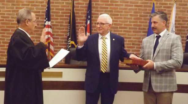 Mayor Weber (center) being sworn in by Judge Ohanian (left). Picture credit to Richard Baranowski.