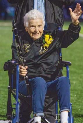 Betty Steinline Calevro, PHS Class of 1950. Photo credit to Freddy Fuentes.