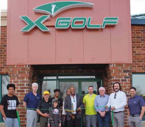 XGolf opens at Shoppes at River Place