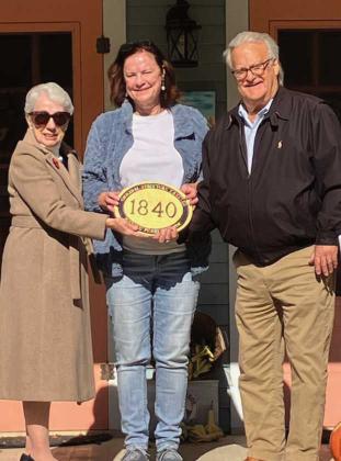Historic Perrysburg plaque presented