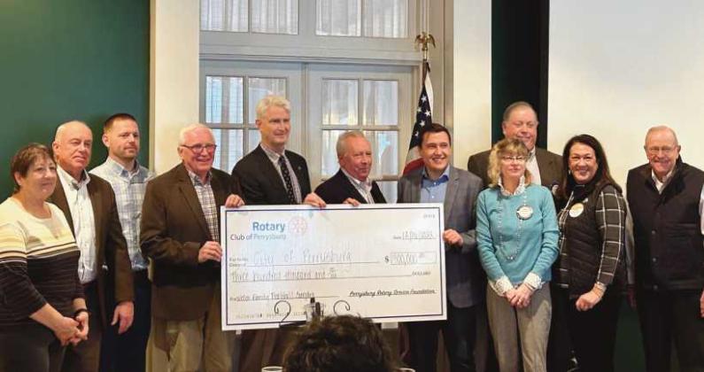 Perrysburg Rotary donates funds to city, Mercy Health