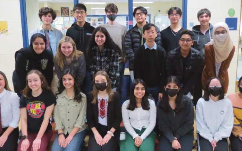 Speech and debate has two state finalists among record 22 qualifiers