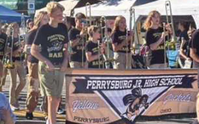 Perrysburg celebrates at homecoming parade and festival
