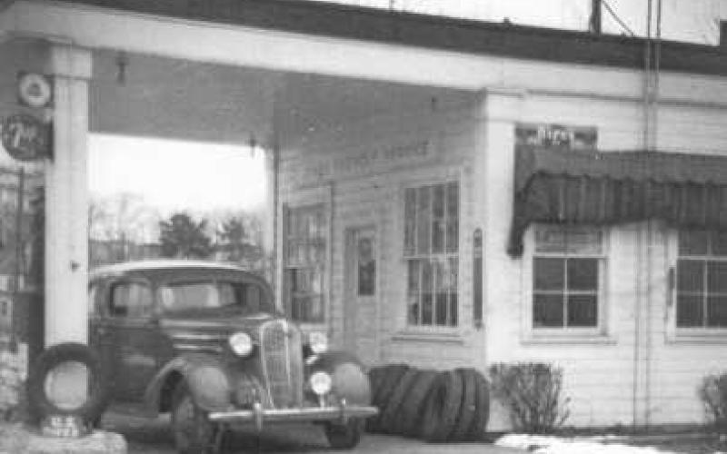 Jones Friendly Mobil was at 429 Findlay Street.