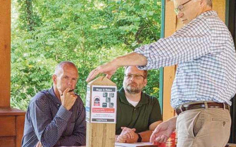 Park board reviews proposed signage