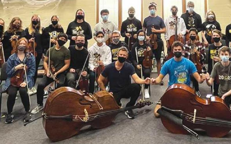 Time for Three visits Perrysburg Schools student musicians