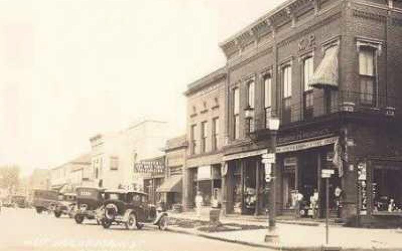 Louisiana Avenue Perrysburg, Ohio 1930s