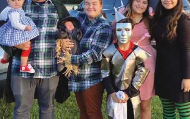 Perrysburg Heights Community Center holds trunk or treat