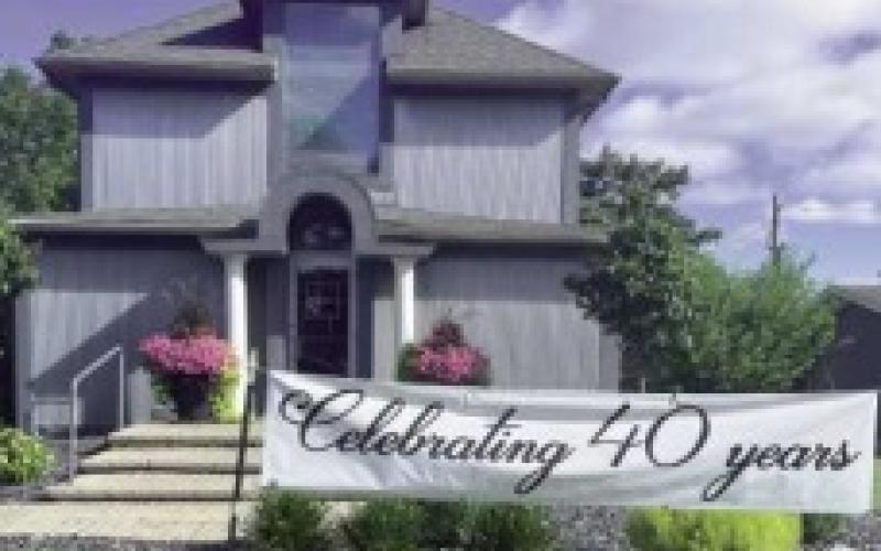 Downtown salon celebrates 40 years of service