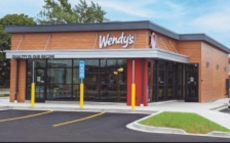 Wendy’s celebrates grand opening