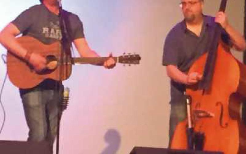 Wednesday at Woodlands July 3 concert features Dave Carpenter Duo
