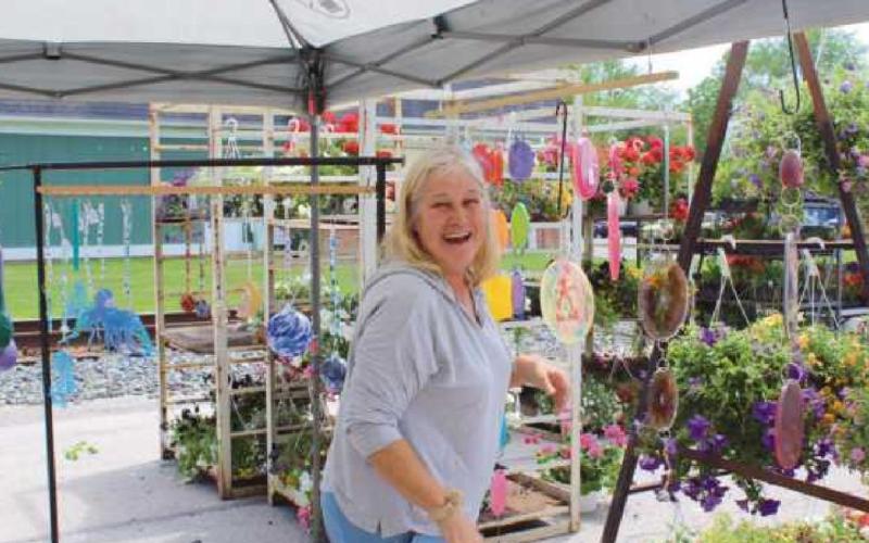 Perrysburg farmers market in full swing after tough year