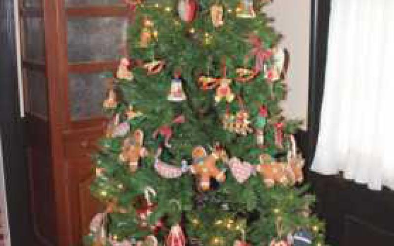 Spafford House Museum Country Christmas open house held