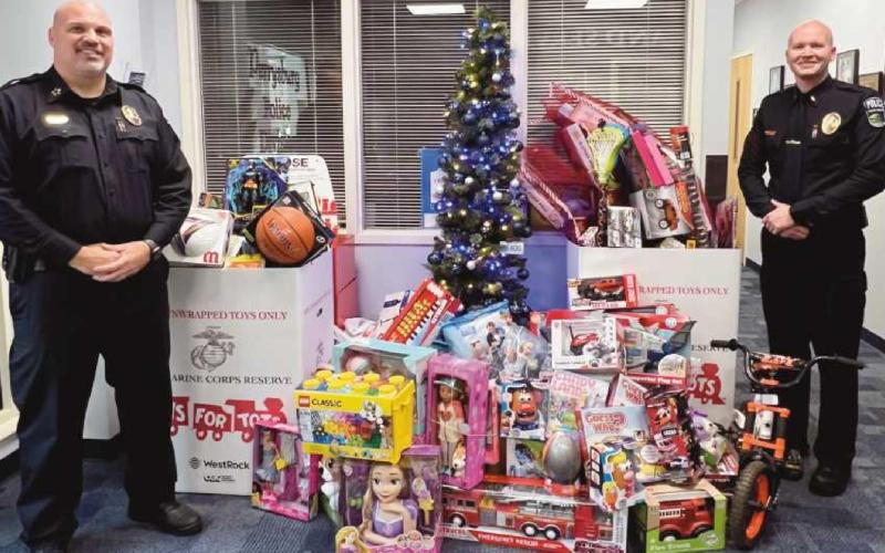 Police division holds collection for Toys for Tots