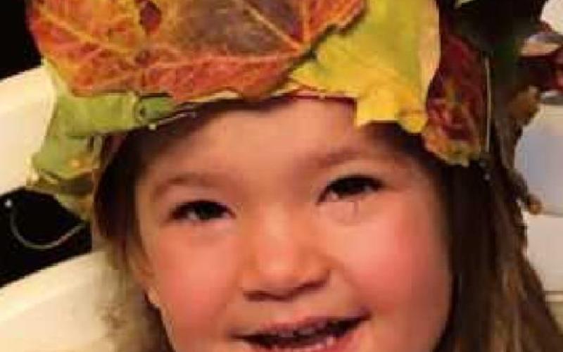 Make a maple leaf crown inspired by Autumnus by Mike Sohikian