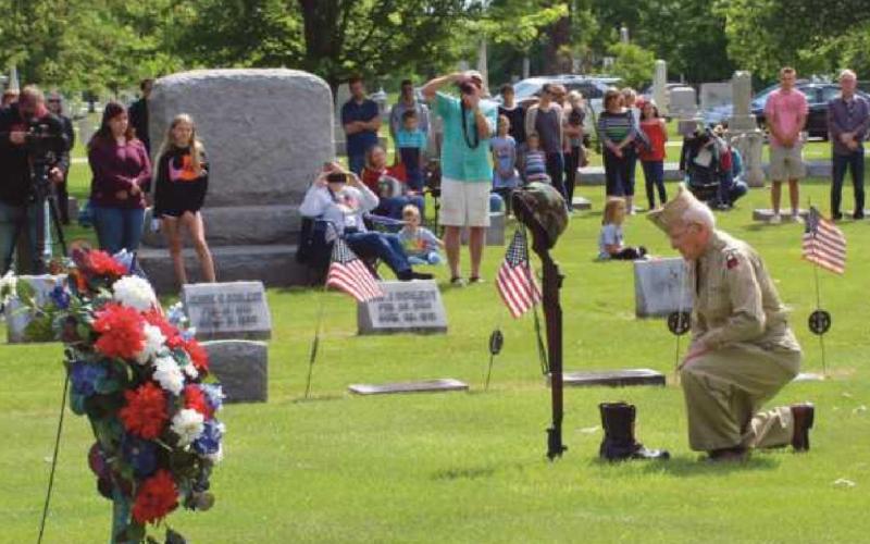 Post 28 holds Memorial Day ceremony at Fort Meigs Cemetery