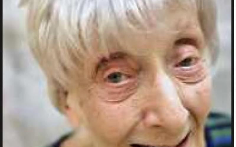 DR. MARY E. HOUCK (HELLTHALER)