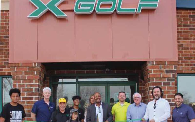 XGolf opens at Shoppes at River Place