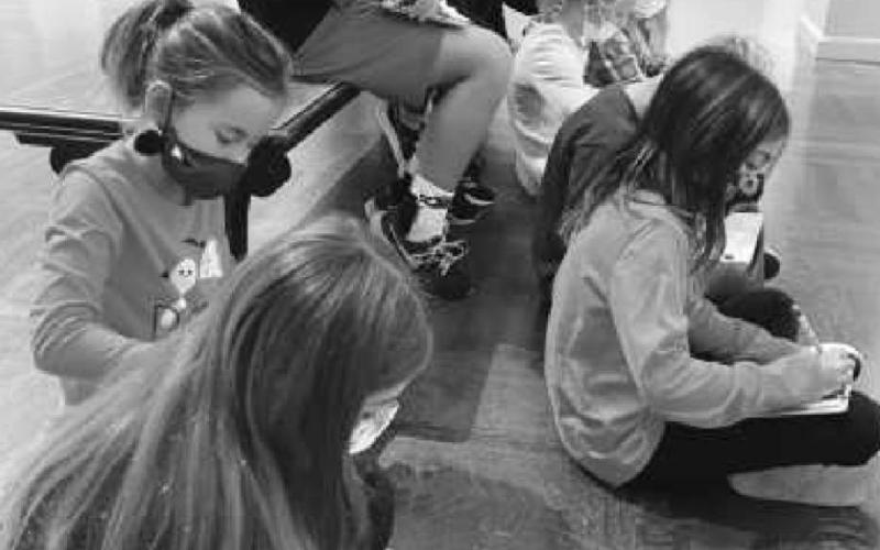 Second-graders visit Toledo Museum of Art