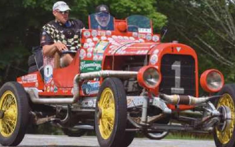 More than 100 drivers are motoring across the country in vintage automobiles, and will stop overnight in Perrysburg Tuesday, June 21.