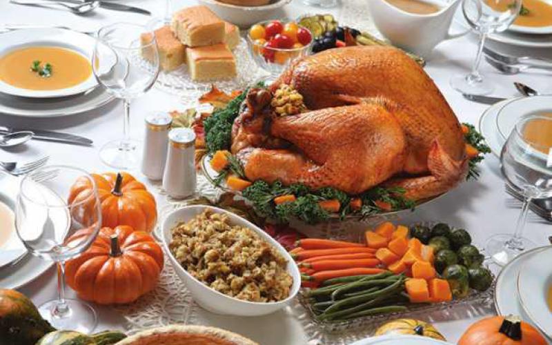 Tips to simplify your Thanksgiving dinner menu