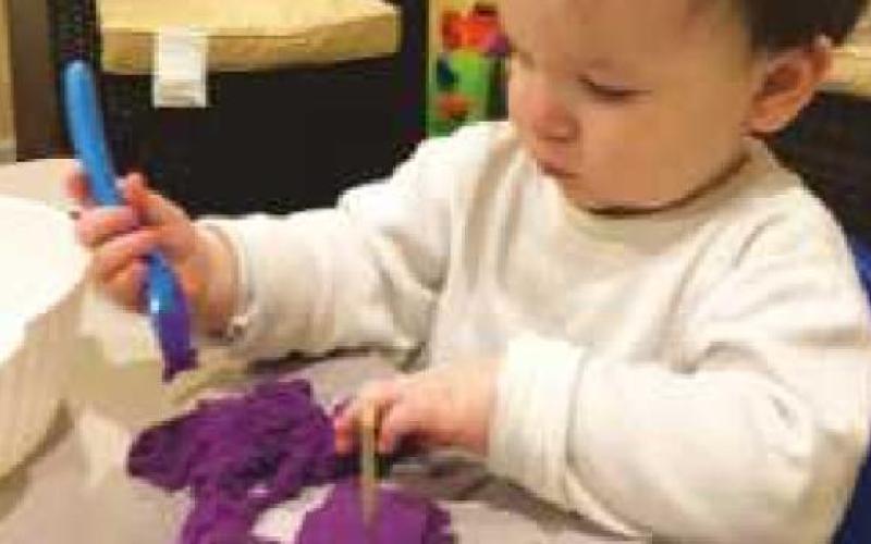 Easy-to-make kinetic sand