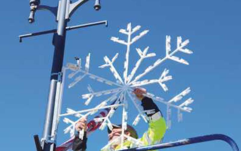 Perrysburg prepares for the holidays