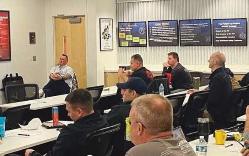 Perrysburg Fire Division certifies new incident commanders