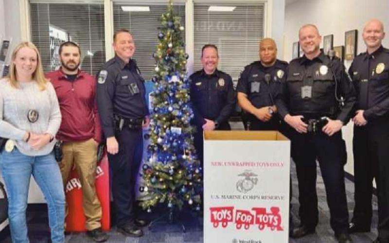 Perrysburg Police Division collect Toys for Tots through December 7