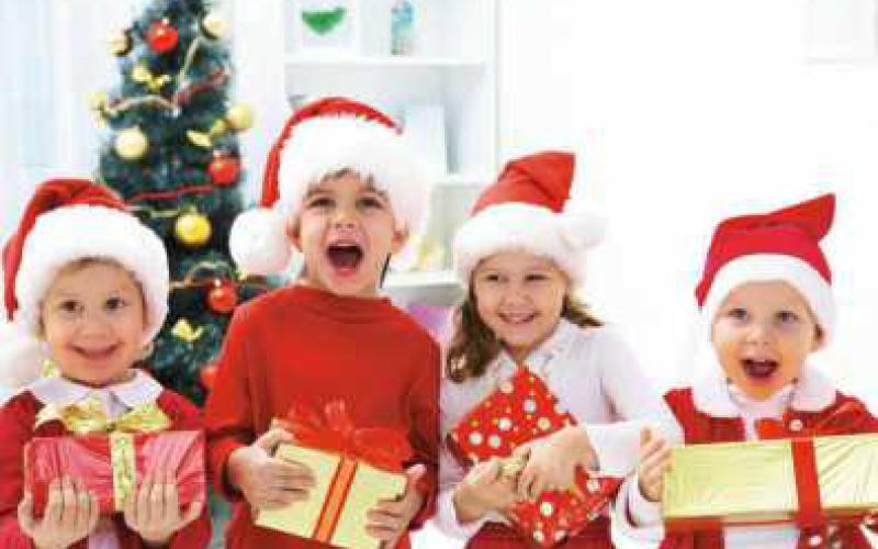 These samples show how a child’s artwork, a favorite photo or a vintage family photo can be the star of your holiday party invitations or Christmas cards.
