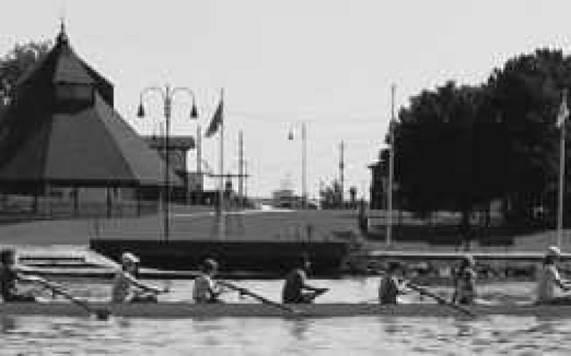 Perrysburg Rowing team offers Learn To Row Camp
