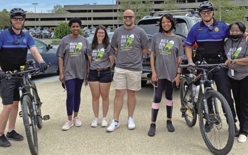 Perrysburg Twp. Police Dept. takes part in Walk­Run­Bike for Kids Sake fundraiser