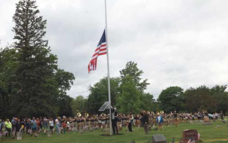 Perrysburg Memorial Day Parade draws hundreds