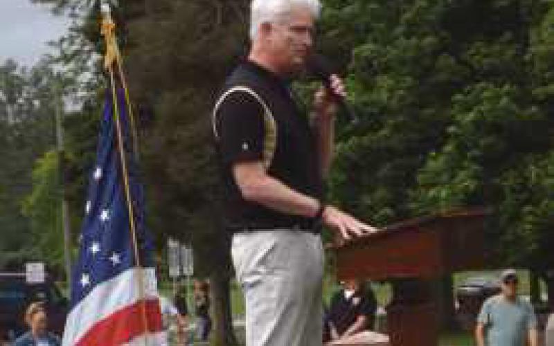 Perrysburg Memorial Day Parade draws hundreds