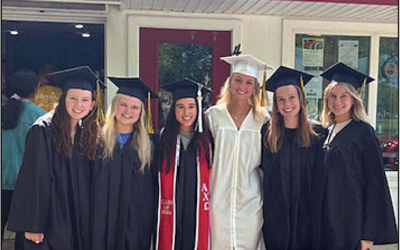 O-Deer Diner celebrates its graduates