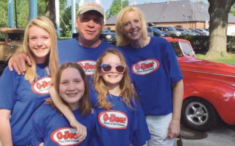 O~Deer Diner Car Show revs up for the season