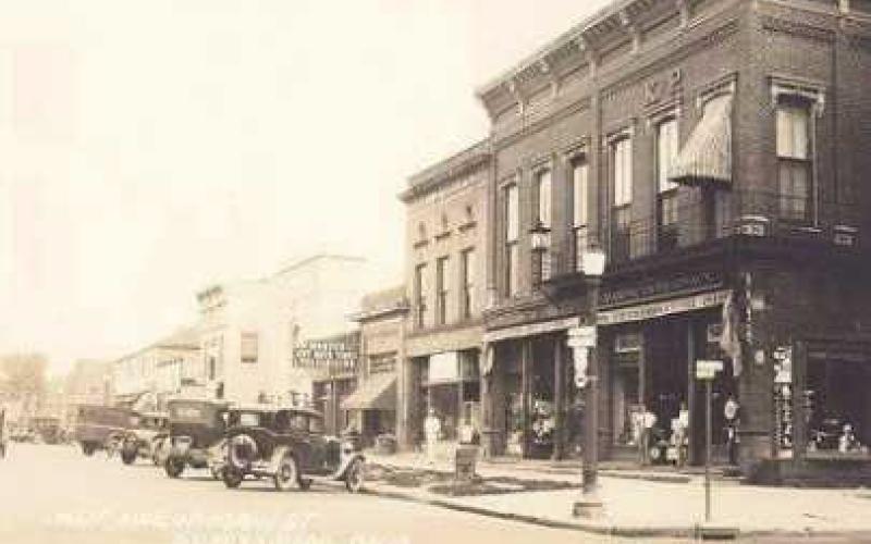 Specialized Perrysburg note cards on sale
