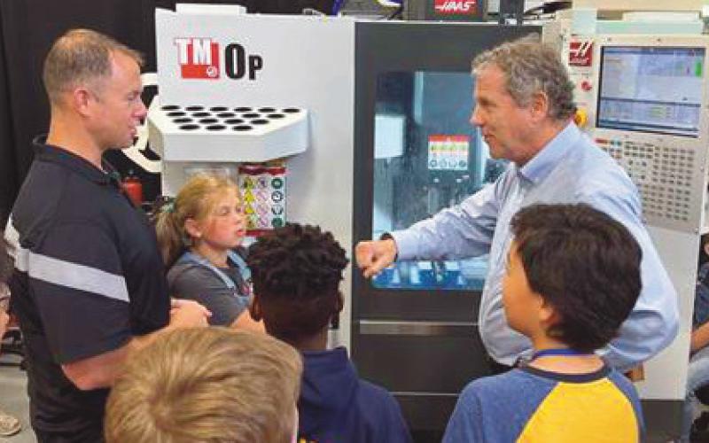 Senator Sherrod Brown visits STEM camp at Owens Community College