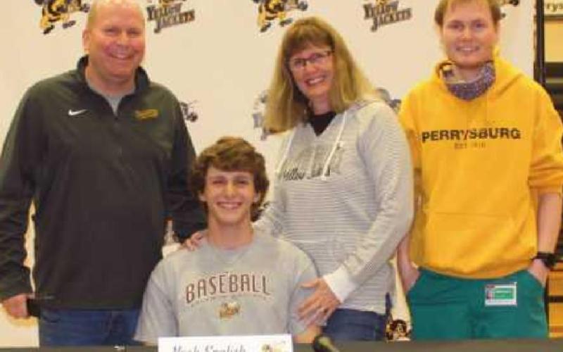 Noah English will play baseball for Baldwin Wallace University, where he plans to major in business. Pictured with him are his parents Kevin and Kelly and his brother Matt.
