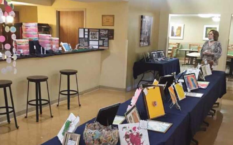 Commons hosts spring art exhibit