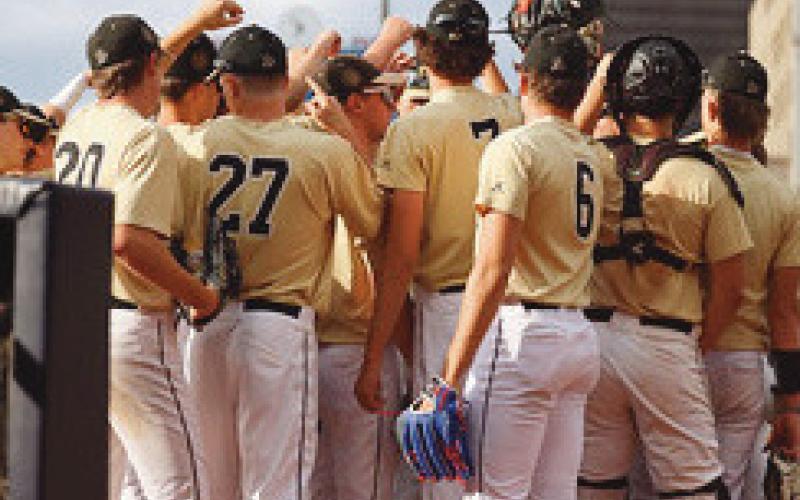 Yellow Jackets season ends with narrow state semifinal defeat