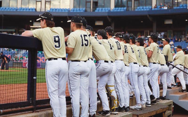 Yellow Jackets season ends with narrow state semifinal defeat