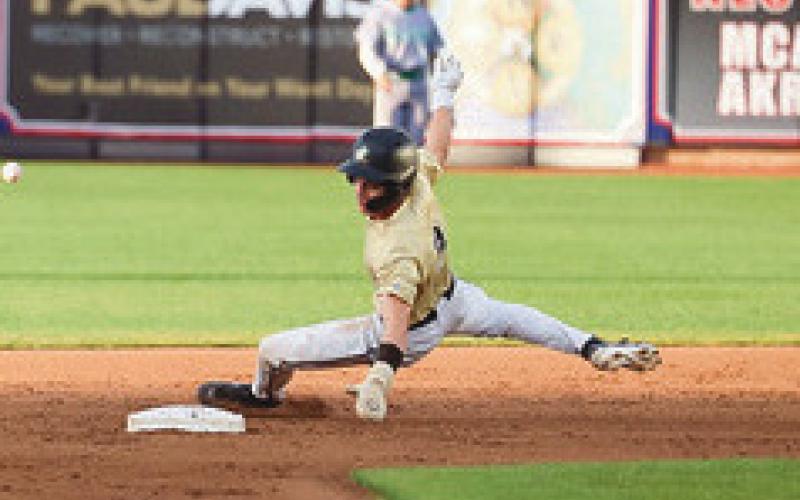 Yellow Jackets season ends with narrow state semifinal defeat