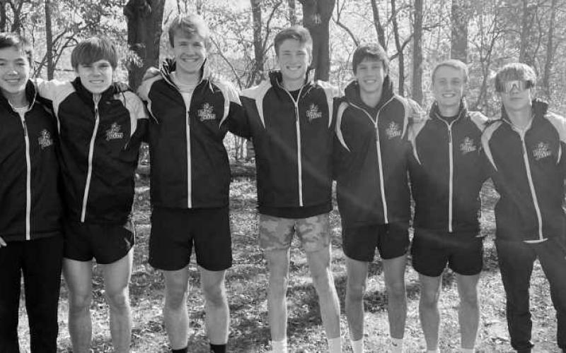 PHS boys cross country places third at meet