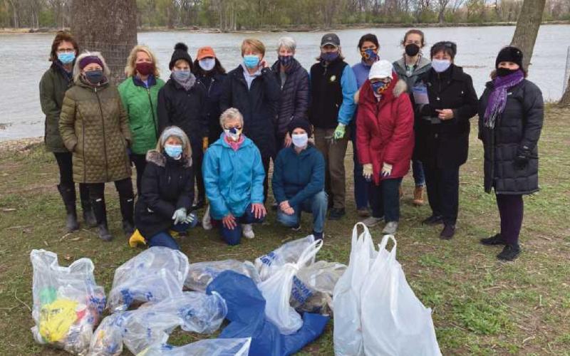 Country Garden Club joins Partners for Clean Streams to pick up garbage along Maumee River on Earth Day