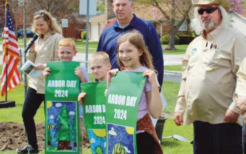 Perrysburg celebrates Arbor Day with tree plantings, banner contest