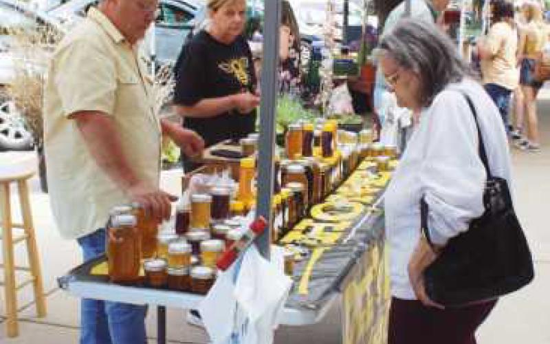 ‘Visit Perrysburg Market Days’ draws opening day crowd