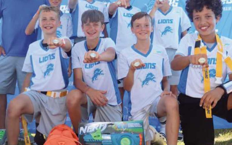 Flag football team going to Pro Bowl